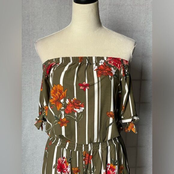 Derek Heart Green & White Striped Floral Romper w/Pockets (Junior’s XL) - Picture 5 of 11